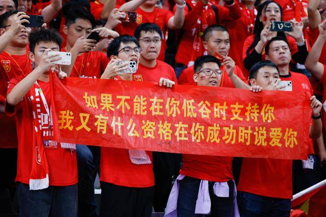 伊劳拉谈教练职责：诚实对待球员，始终以团队为重